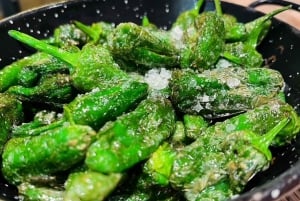 Tour de tapas en Barcelona para el almuerzo o la cena: comida y felicidad