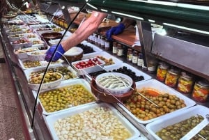 バルセロナのランチまたはディナーのタパスツアー：食と幸せをお届けします