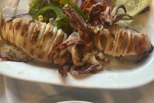 バルセロナのランチまたはディナーのタパスツアー：食と幸せをお届けします