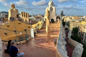 Barcelona: Sagrada Familia, La Pedrera & Cava Tasting Tour