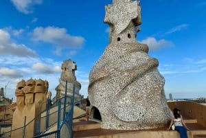Barcelona: Sagrada Familia, La Pedrera & Cava Tasting Tour