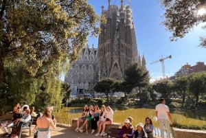 Barcelona: Sagrada Família en Gaudí Huizen Tour