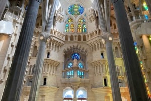 Barcelona: Recorrido por la Sagrada Familia y las Casas de Gaudí