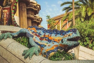 Барселона: экскурсия на целый день в Саграда Фамилия и парк Гуэль