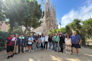 Барселона: Саграда Фамилия и Парк Гуэля с заездом в отель