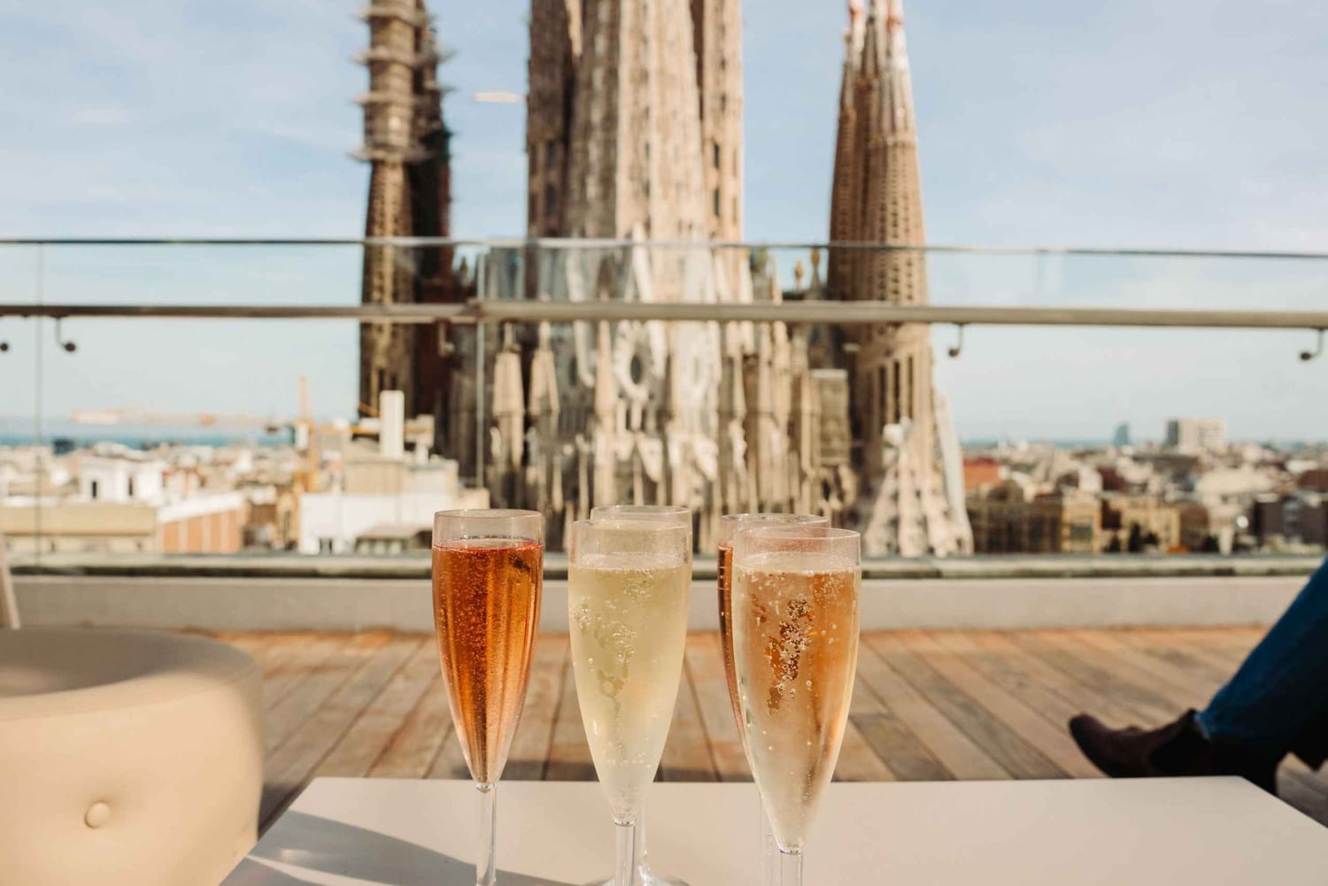 Barcelona: Sagrada Familia Avondtour met Cava