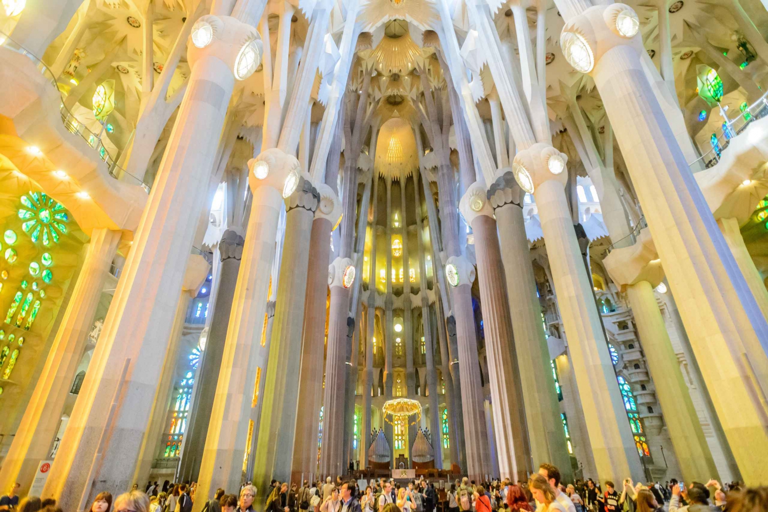 Barcelona: Sagrada Familia Tour & Optional Tower Visit