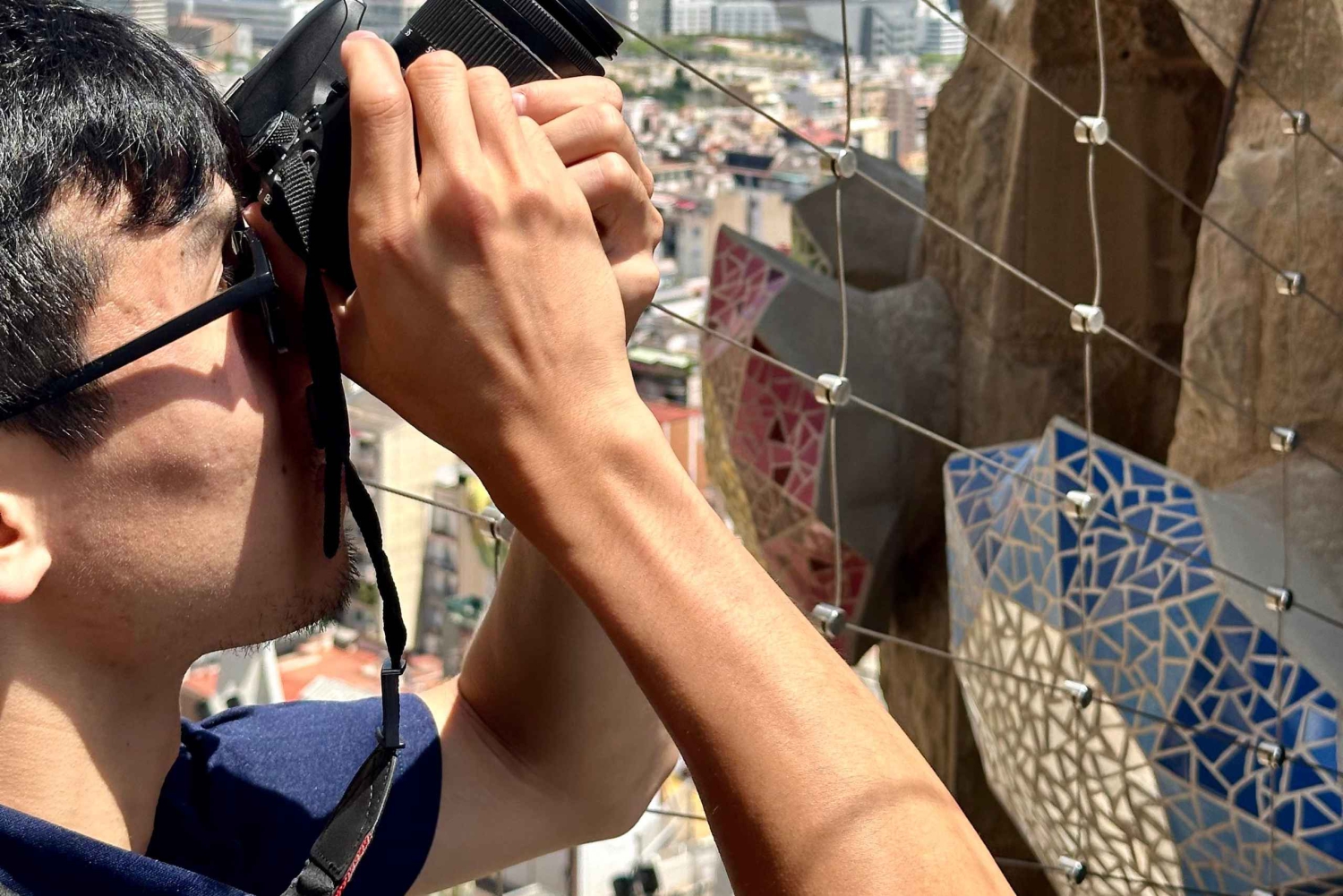 Barcelona: Familia opastettu kierros, jossa on pääsy torneille.