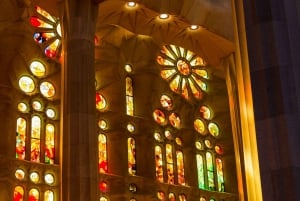 Barcelona: acceso prioritario y tour guiado a la Sagrada Familia