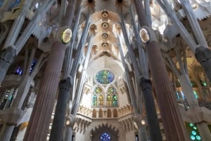 Barcelona: Sagrada Familia Insider-tur med prioriteret adgang