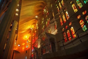Barcelona: Sagrada Familia spring linjen over - guidet tur