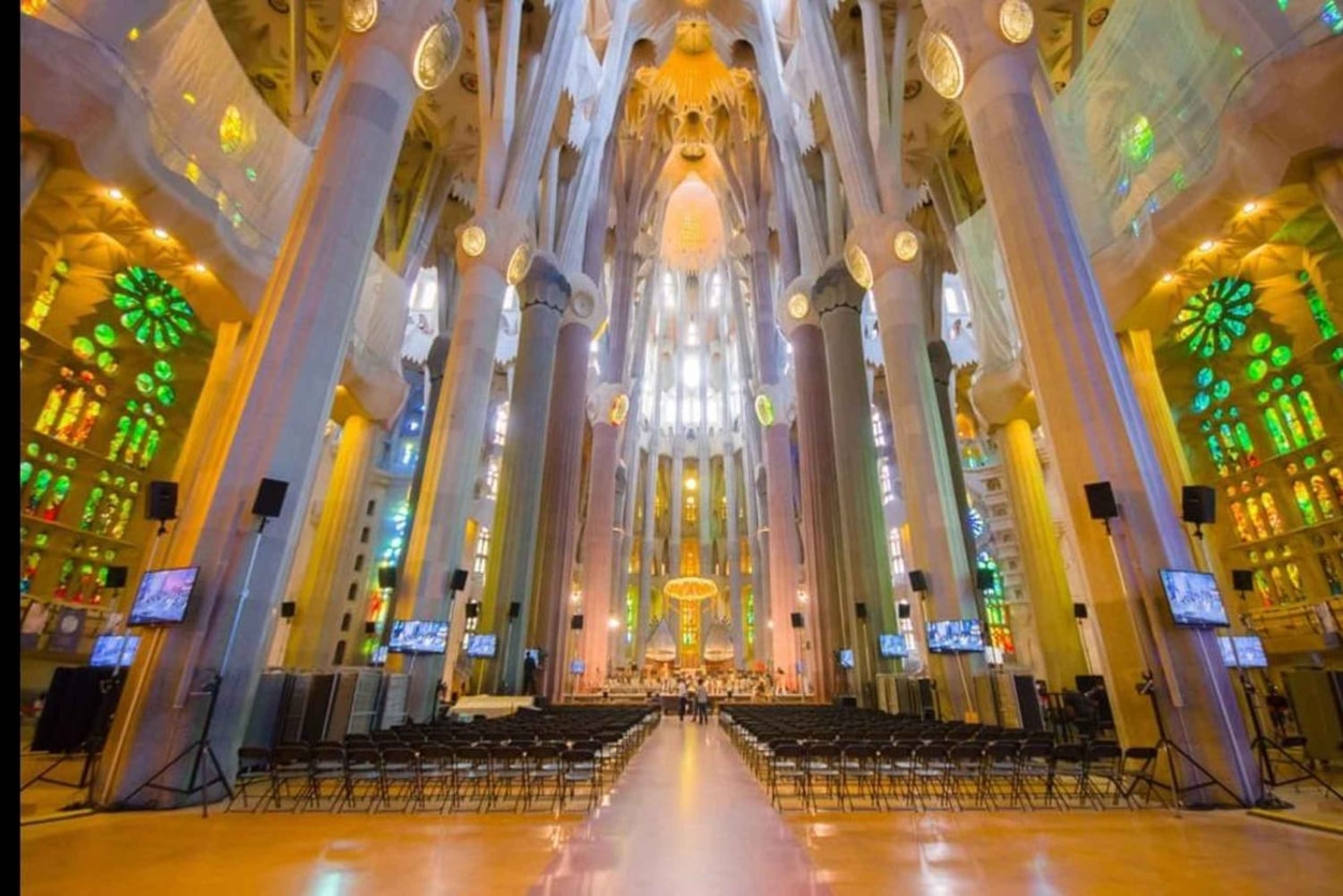 Barcelona: Sagrada Familia Skip the Line Tour and Ticket