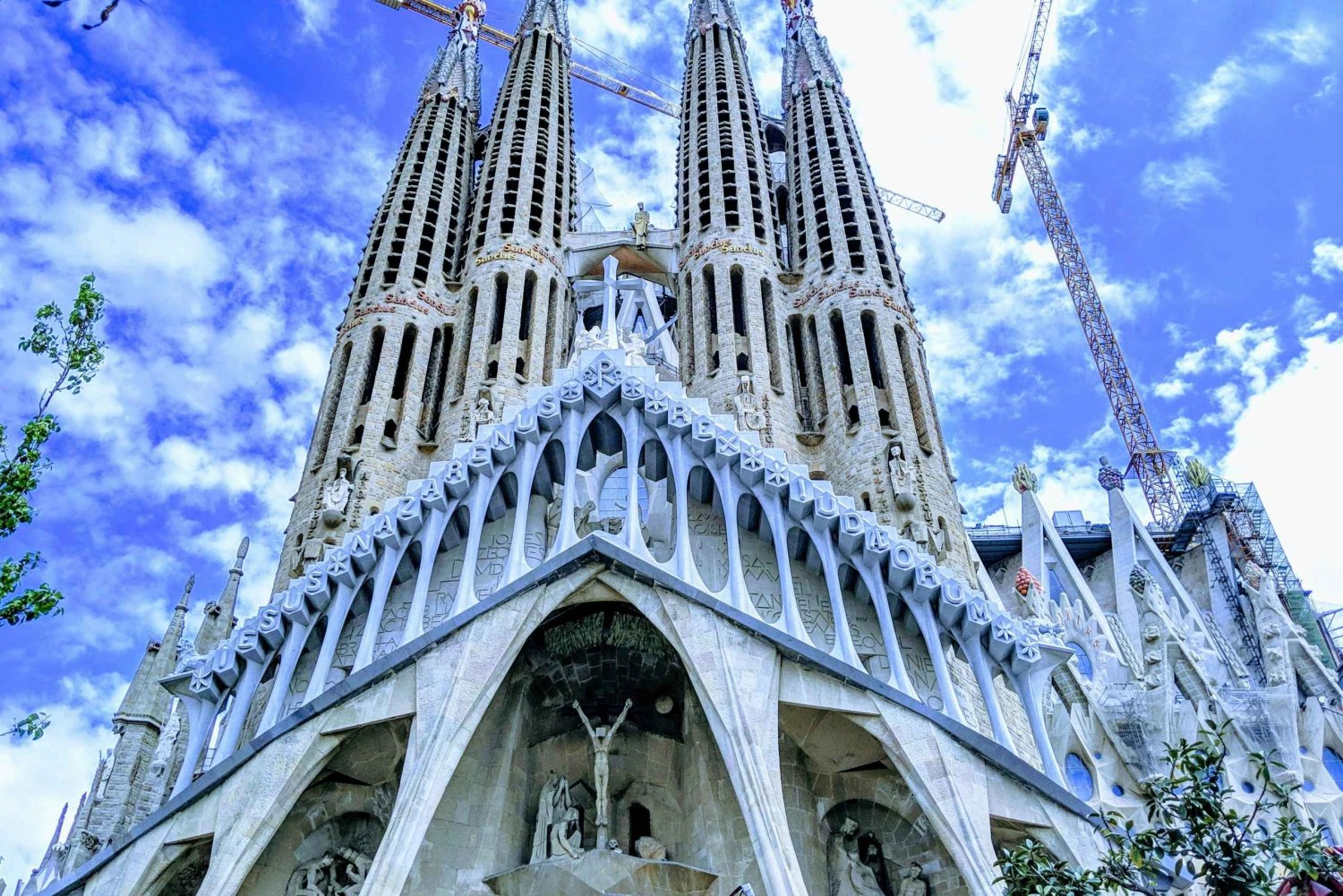 Barcellona: tour guidato della Sagrada Familia con biglietti