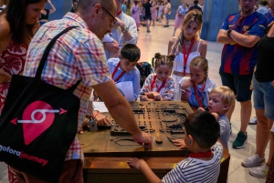 Barcellona: tour per bambini in tour per piccoli gruppi alla Sagrada Familia