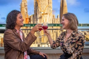 Barcelona: Sagrada Familia Tour with Optional Extras