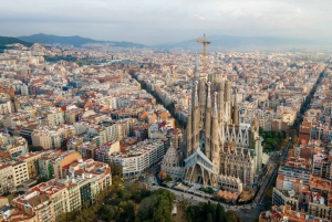 Barcelone : Visite de la Sagrada Familia avec option d'accès à la tour