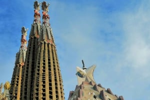 Sagrada Familia Guided Group Tour