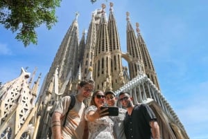Barcellona: tour della Sagrada Família con ingresso prioritario