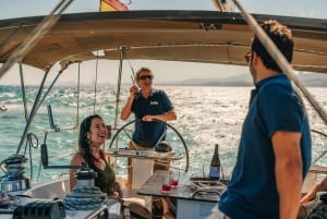 Барселона: парусный круиз и экскурсия по виноградникам с дегустацией вин