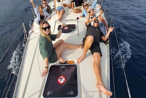 Barcelona: Seglingstur med drycker och snacks