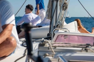 Barcelona: Sailing Tour with Young Local Captain & Drinks