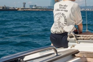 Barcelona: Sailing Tour with Young Local Captain & Drinks