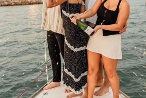 Barcelona: Sailing Tour with Young Local Captain & Drinks