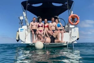 Barcelona: Scenic Sailboat Tour med snacks och drycker