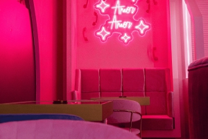 Barcelona: Cena sensorial, cóctel exclusivo y espectáculo en directo.