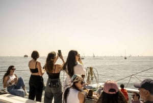 Barcelona: Jaettu risteily chill-musiikin kanssa (+ tervetuliaisjuoma)