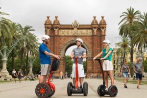 Barcelona: Zwiedzanie Parku Ciutadella i wycieczka na segwayu po plaży
