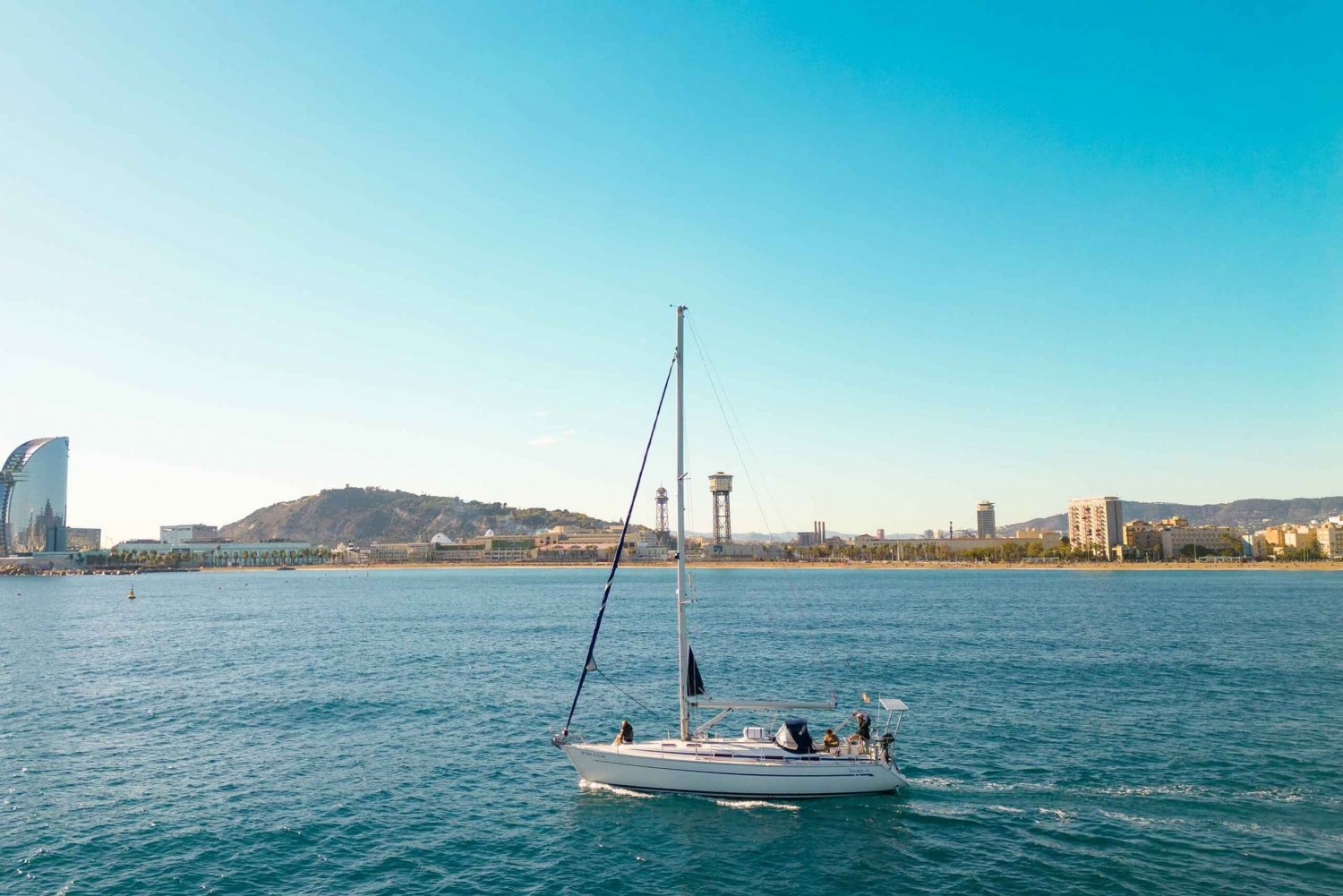 Barcelona: Magic Sailing Trip with Local Captain