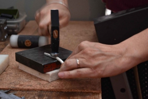 Barcelone : Atelier d'une demi-journée sur les bagues en argent avec un bijoutier