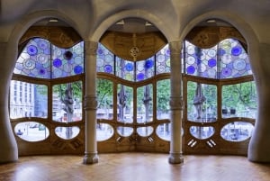 Barcelona: Paseo de Gracia, Casa Batlló, and Casa Milà Gaudí