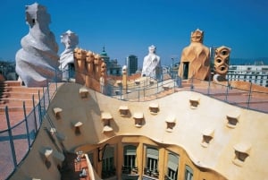 Barcelona: Skip-the-Line Casa Batlló & Casa Milà Gaudí Tour