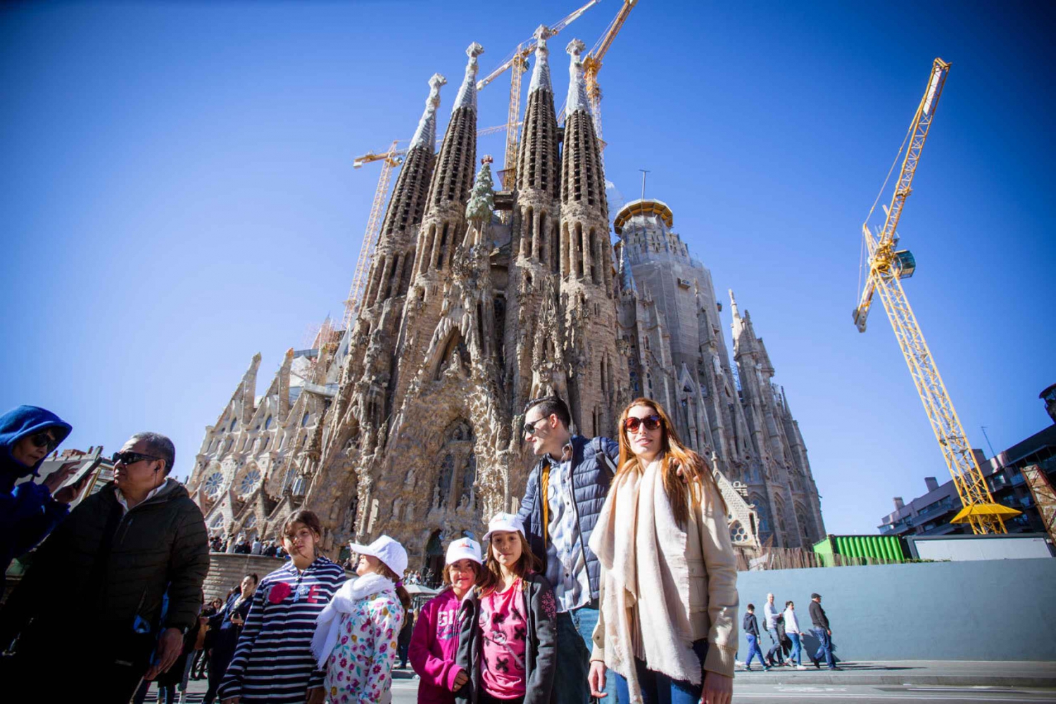 Barcelona: Small-Group Skip-the-Line Sagrada Familia Tour