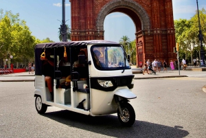 Barcelona: Tuk Tuk -kierros pienellä ryhmällä