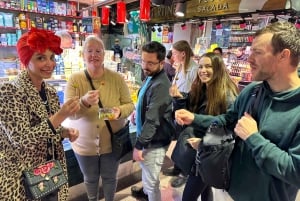 Barcelona: Street Food & Sightseeing Tour with Local Market