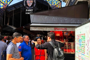 Barcelona: Street Food & Sightseeing Tour with Local Market