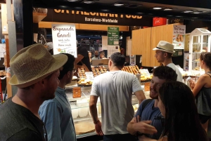 Barcelona: Street Food & Sightseeing Tour with Local Market
