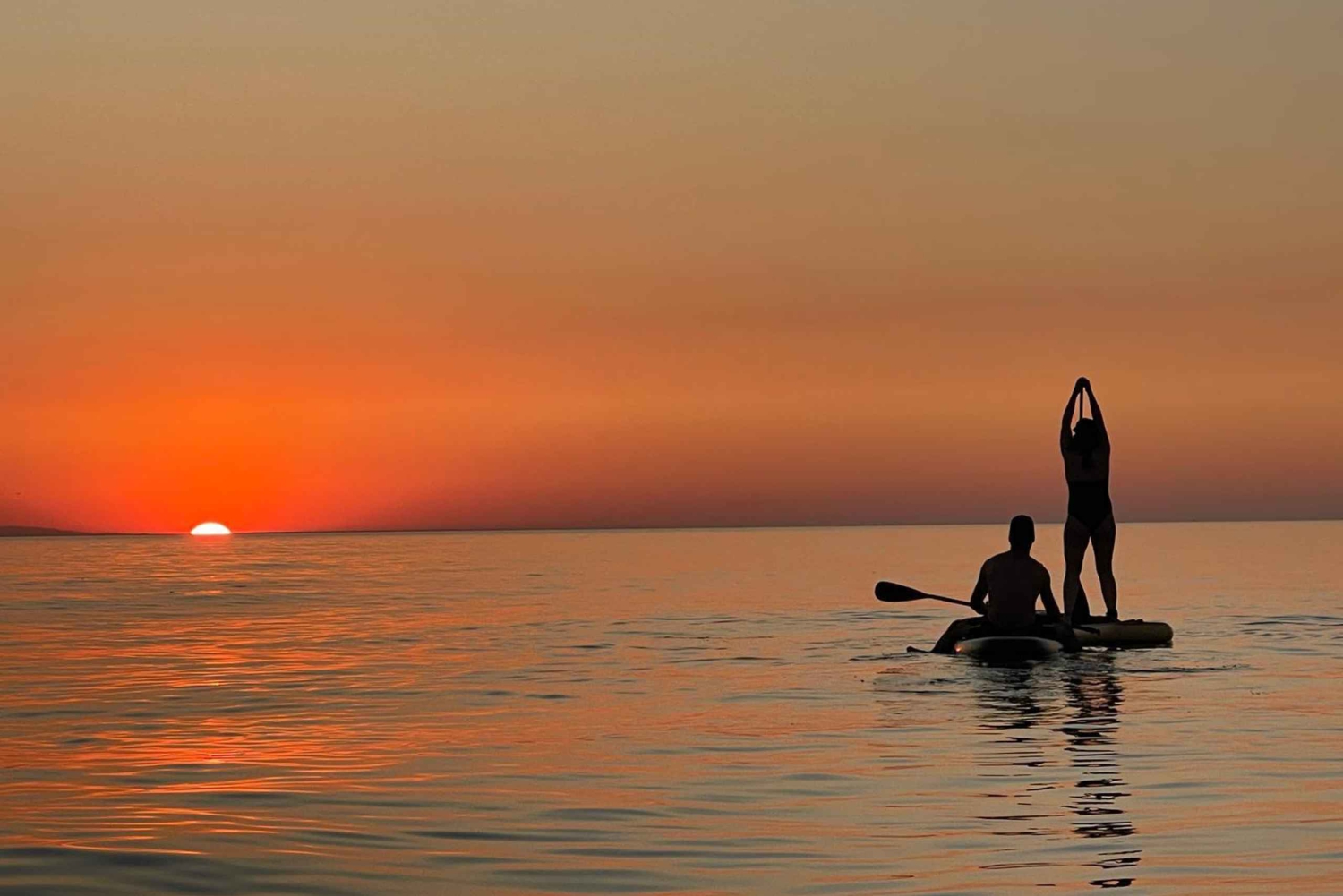 バルセロナ：サンライズまたはサンセット パドルサーフィン with フォト