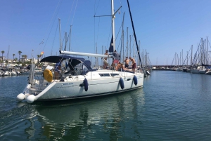 Barcelona: Båttur i solnedgang med cava og snacks