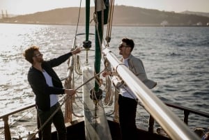 Live Music & Sunset Wooden Boat in Barcelona