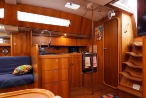 Barcelone : Croisière au coucher du soleil ou dans l'après-midi avec boissons