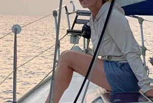 Barcelone : croisière en voilier au coucher du soleil