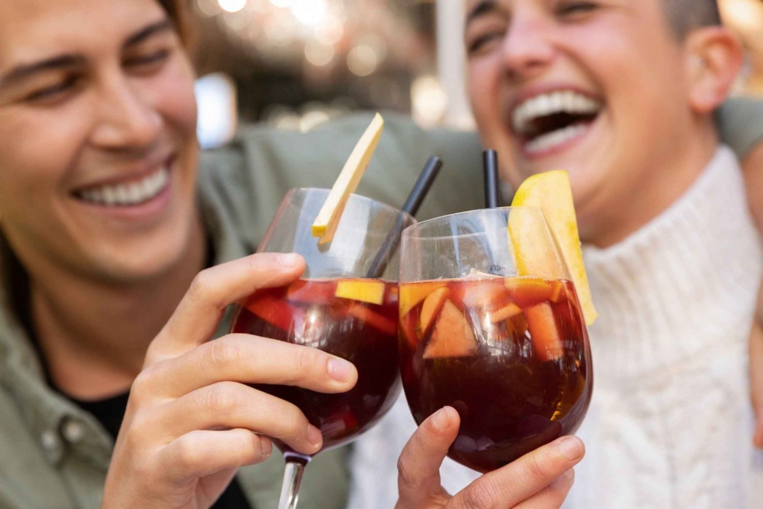 Barcelona: Sunset Sangria Tasting, Private Rooftop