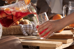 Barcelona: Sunset Sangria Tasting, Private Rooftop