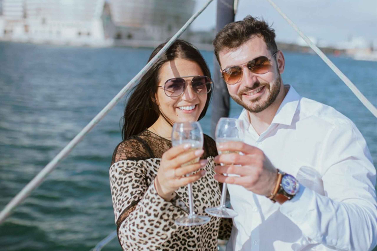 Barcelone : croisière au coucher du soleil avec cava et collation