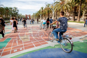 Passeio de bicicleta de 3 horas pelas tapas de Barcelona