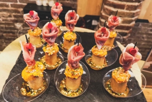 Barcelona: Tapas & Wine, Private Tour in Traditional Taverns